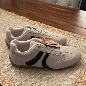 Women’s Beige and Black Casual Sneakers